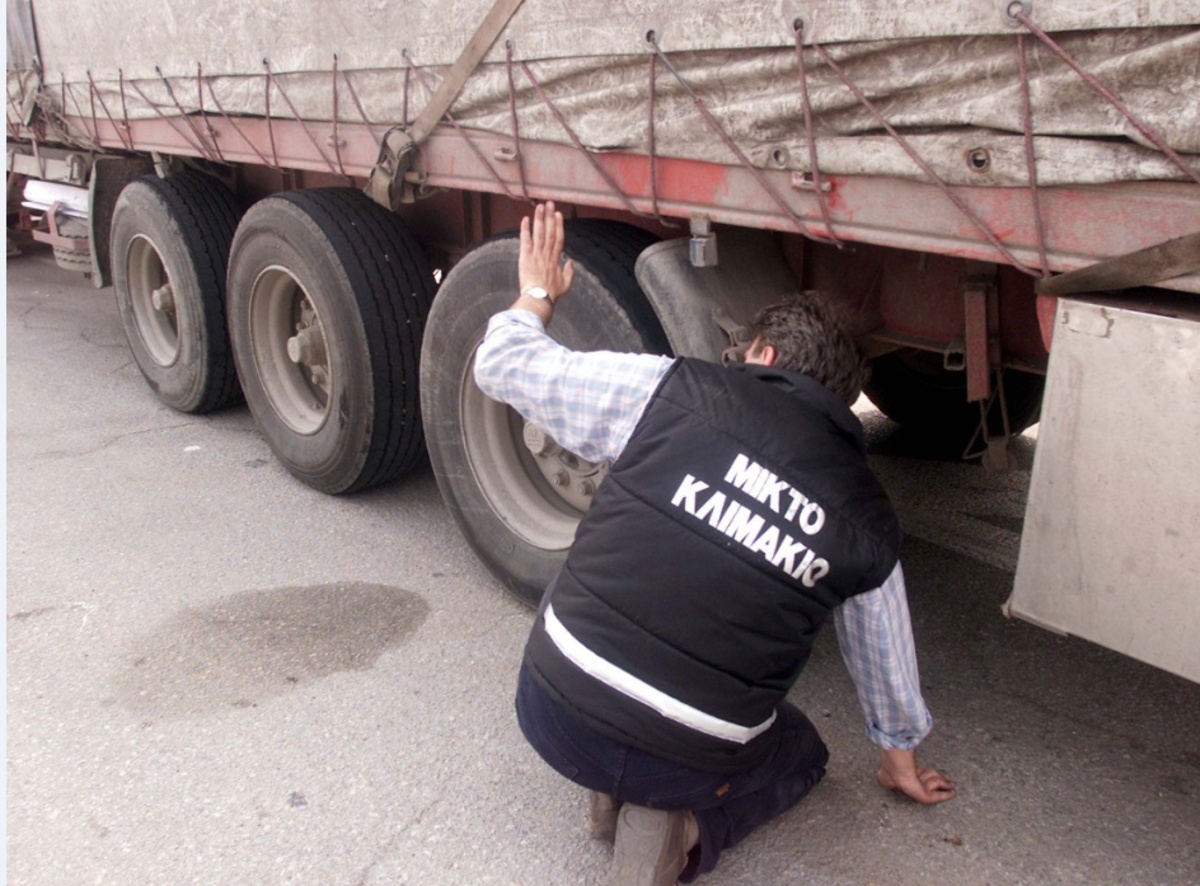 Ο οδηγός του φορτηγού συνελήφθη - ΦΩΤΟ EUROKINISSI