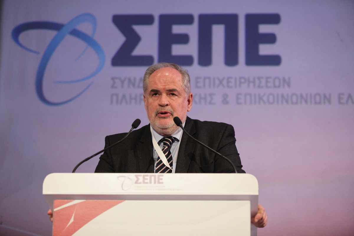 Νεα καταγγελία για σκανδαλώδεις διατάξεις για την απαλλαγή υπουργών!