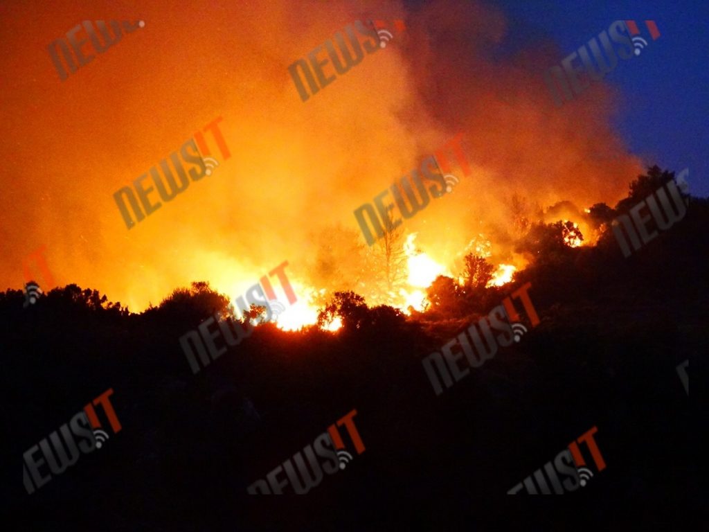 Ολονύχτια η μάχη με τις φλόγες στα Δερβενοχώρια! Σε απόσταση… αναπνοής από σπίτια και αποθήκες πυρομαχικών
