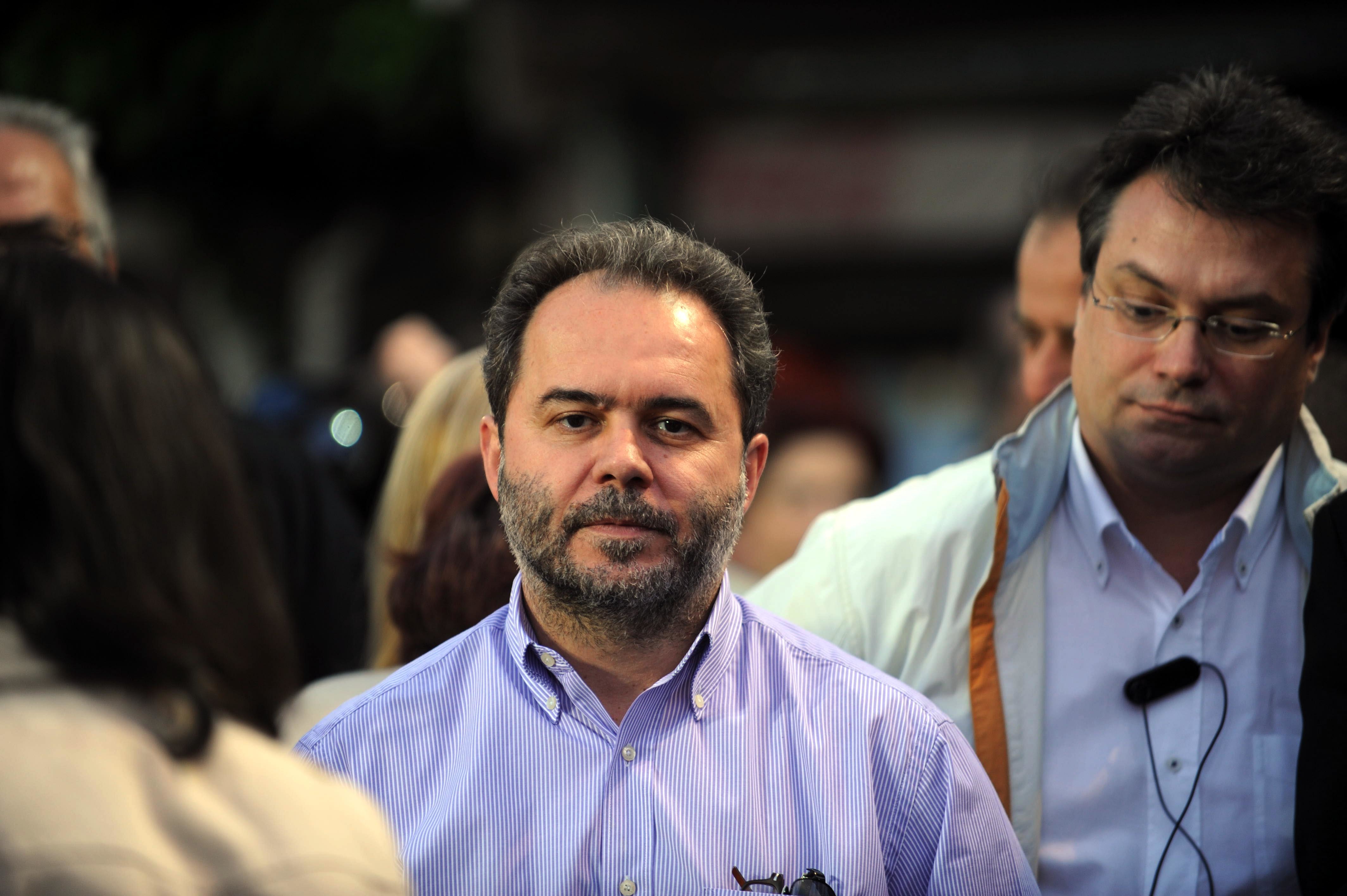 Σε αντάρτικο καλεί τους βουλευτές του ΠΑΣΟΚ ο Φωτόπουλος για την ΔΕΗ
