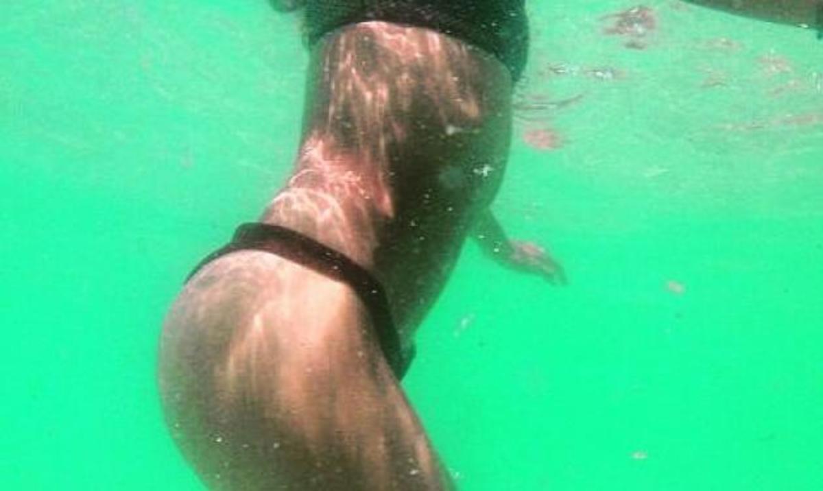Η τραγουδίστρια που τρέλανε το Instagram με τη σέξι υποβρύχια φωτογραφία της!
