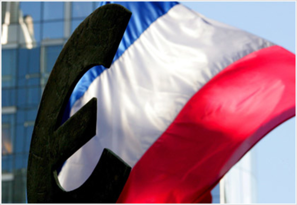 Η Moody’s δεν υποβαθμίζει τώρα τη Γαλλία