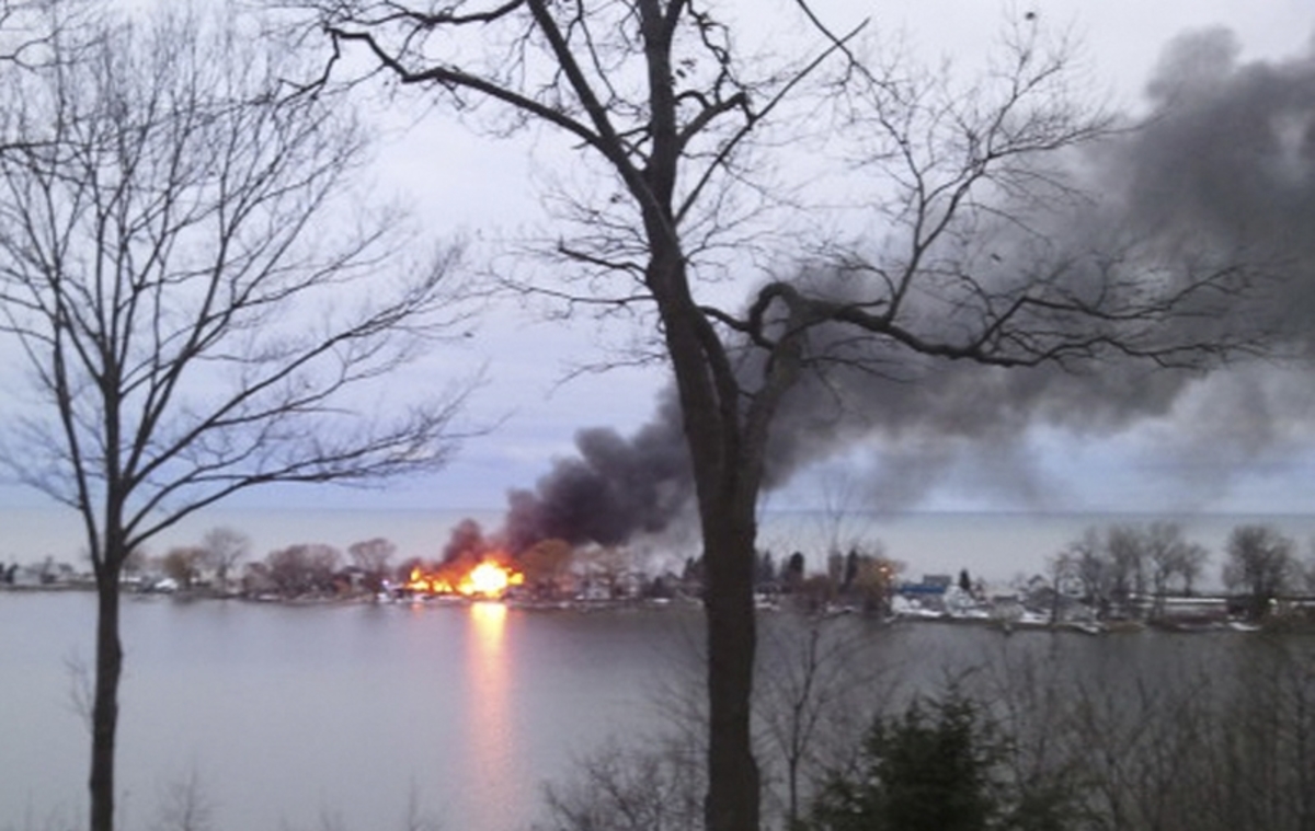 ΗΠΑ: Δύο πυροσβέστες δέχτηκαν πυροβολισμούς και σκοτώθηκαν, ενώ προσπαθούσαν να σβήσουν πυρκαγιά