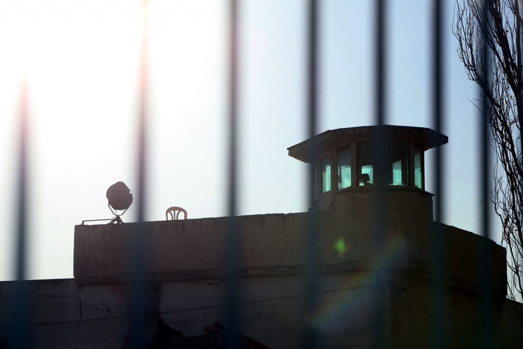 Τα φαξ που εμπλέκουν δικηγορικό γραφείο σε υποκίνηση στάσης στις φυλακές