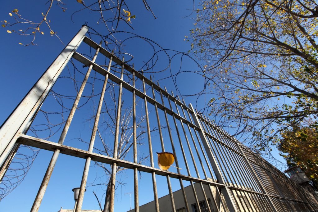 Θεσσαλονίκη: Έπεσε θύμα εκβιασμού μέσα στη φυλακή