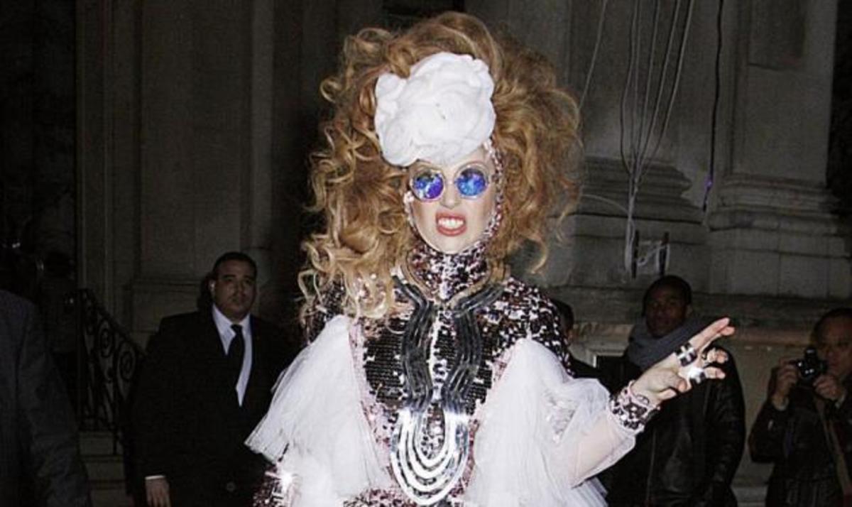 Lady Gaga: Δες τις πιο τρελές εμφανίσεις της!