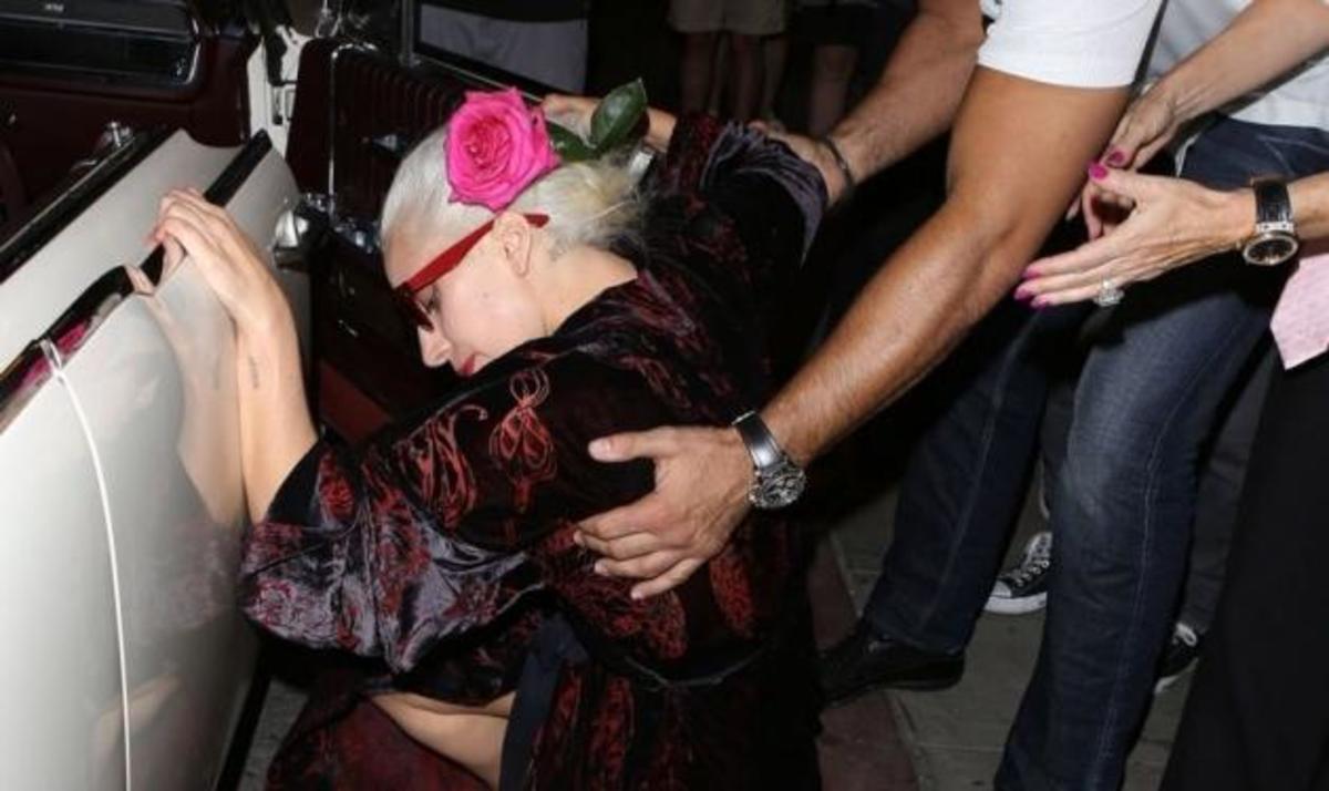 Το έριξε στον ύπνο η Lady Gaga μετά την επική τούμπα!