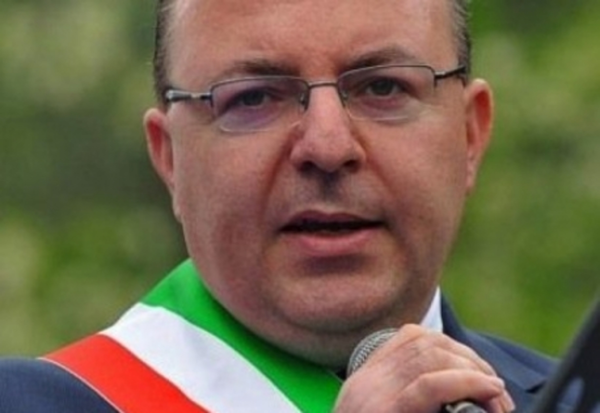 Στην Κέρκυρα για Πάσχα ο Ιταλός δήμαρχος στηρίζει και πάλι την Ελλάδα