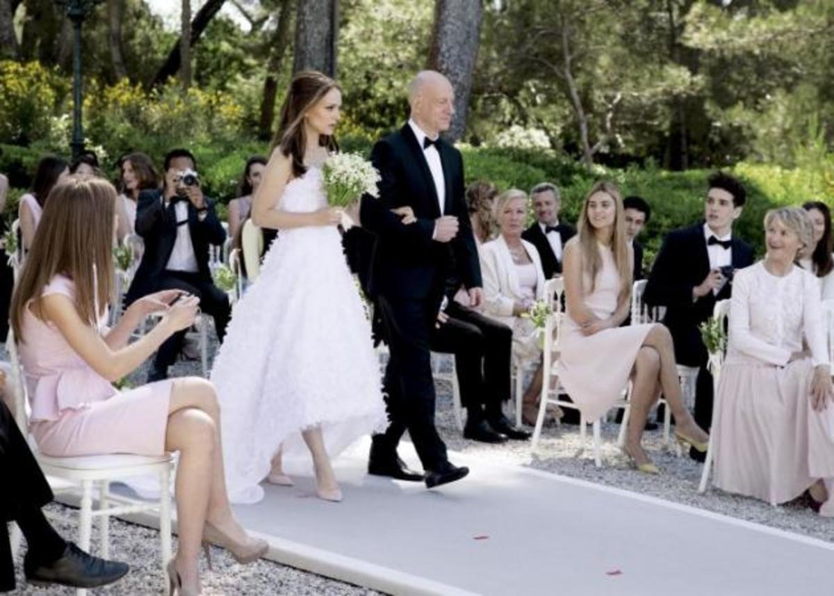 Δείτε το ανατρεπτικό βίντεο της καμπάνιας Miss Dior με τη Natalie Portman!