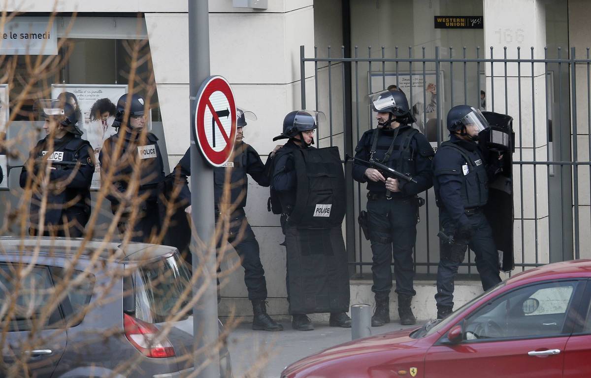 Γαλλία: Δεν σχετίζονται με τρομοκρατία οι πέντε Τσετσένοι