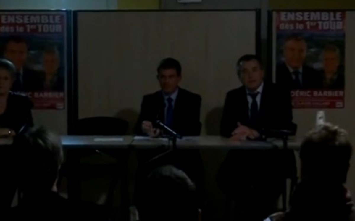 Απρόοπτα σε πρωθυπουργική ομιλία