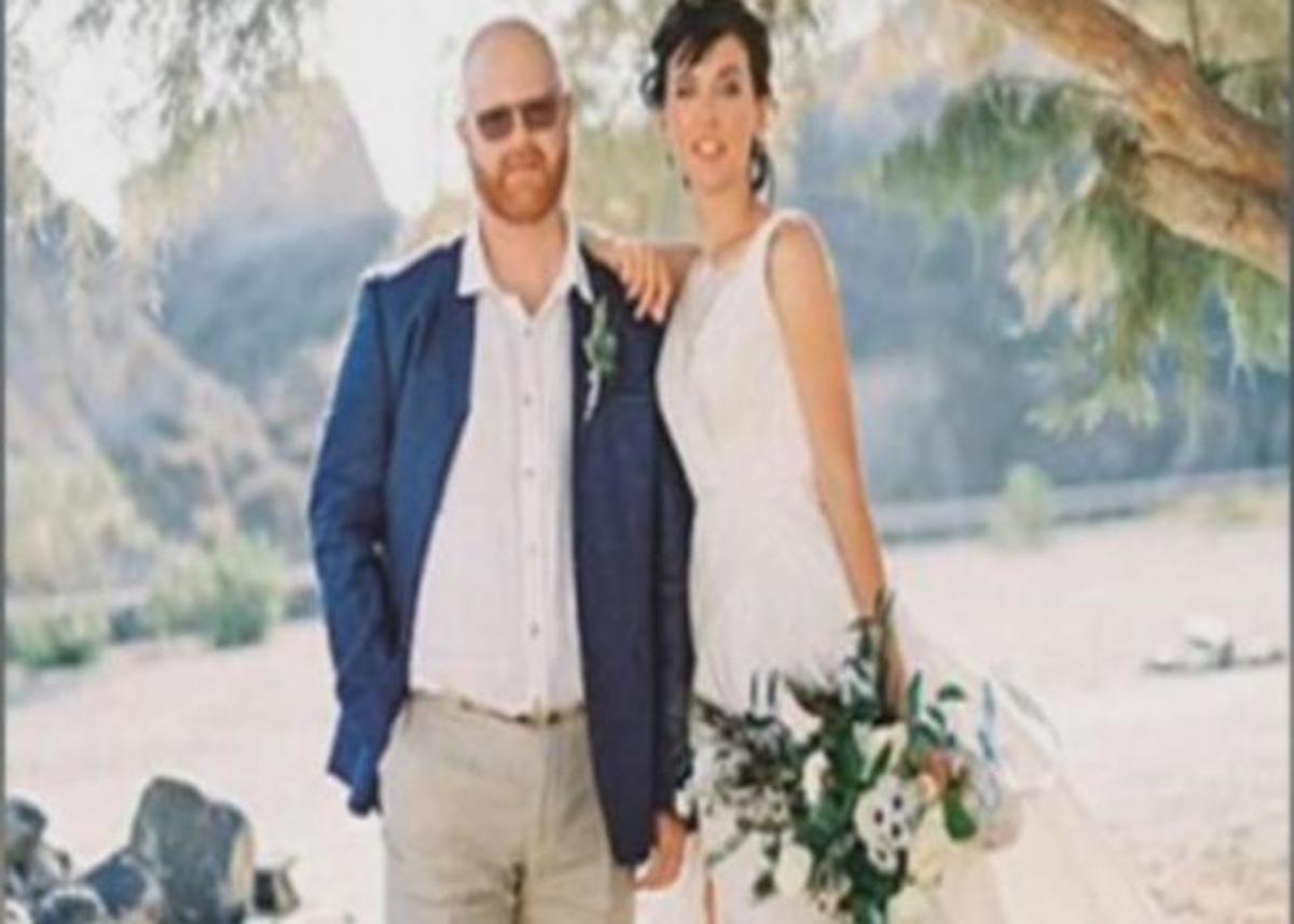 Ο παραμυθένιος γάμος των 45.000 ευρώ στη Σαντορίνη… κατέληξε σε εφιάλτη