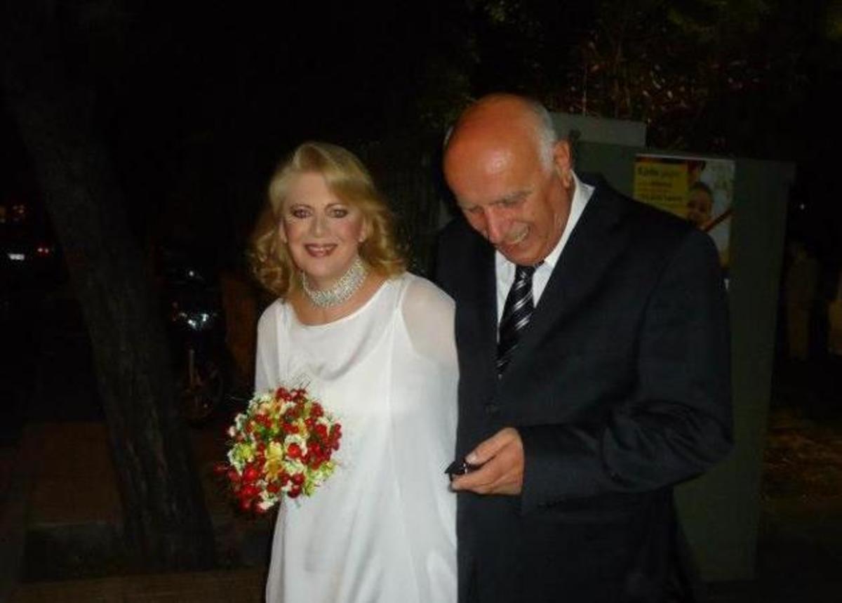 Έλενα Ακρίτα: Η … google την πάντρεψε με άλλον Γιώργο Κυρίτση! Η αντίδρασή της!