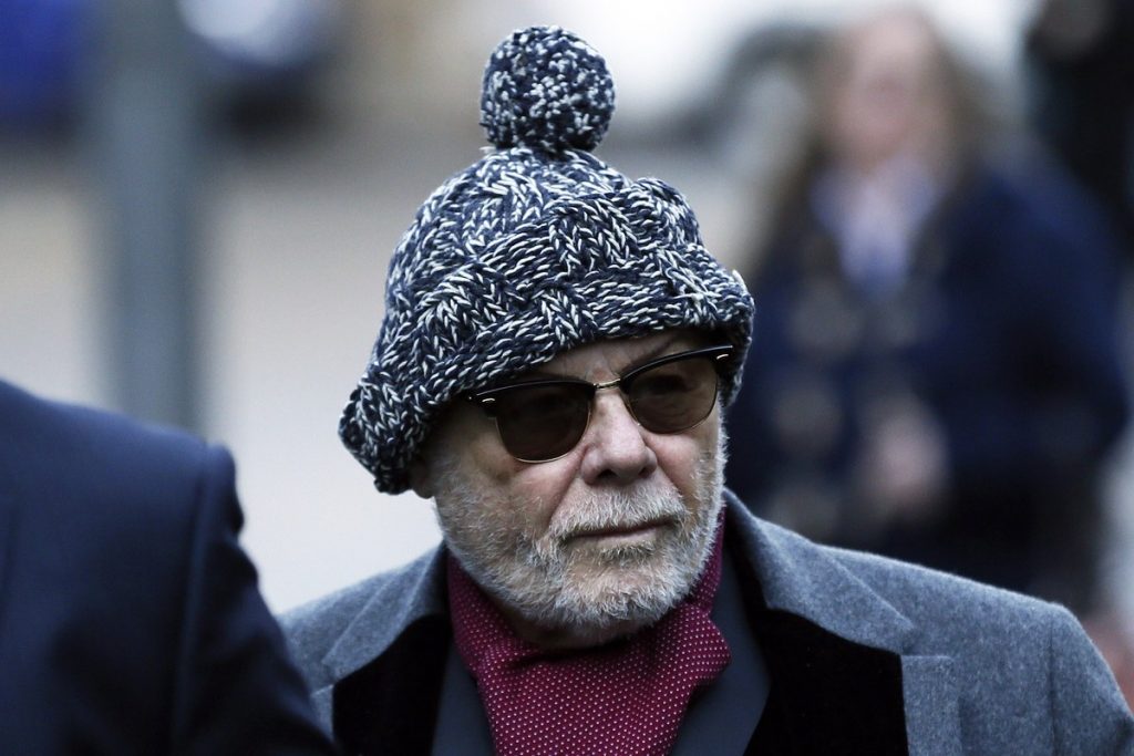 Ένοχος ο πρώην ποπ σταρ για παιδεραστία εναντίον 3 ανήλικων κοριτσιών