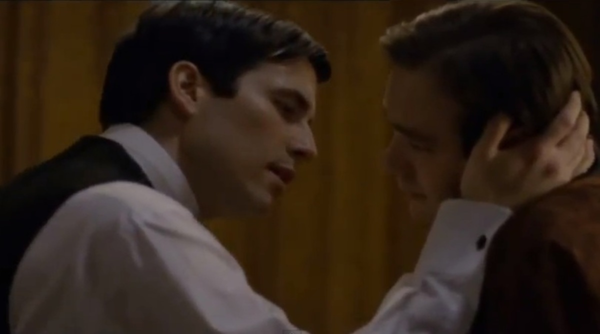 Λογοκρισία στη ΝΕΤ – Έκοψαν το gay φιλί στο πρώτο επεισόδιο της σειράς Downton Abbey!