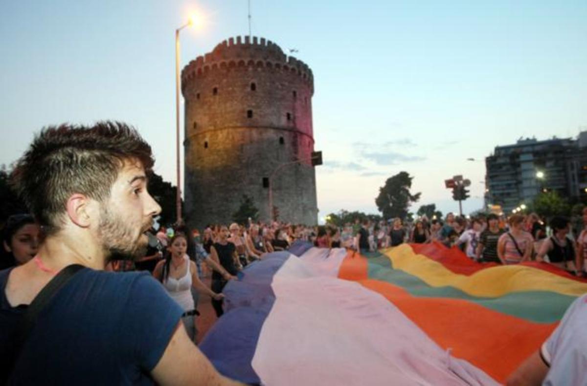 Επιστολή με “υπογραφή” ανώνυμων στρατιωτικών στηρίζει το gay pride του Μπουτάρη