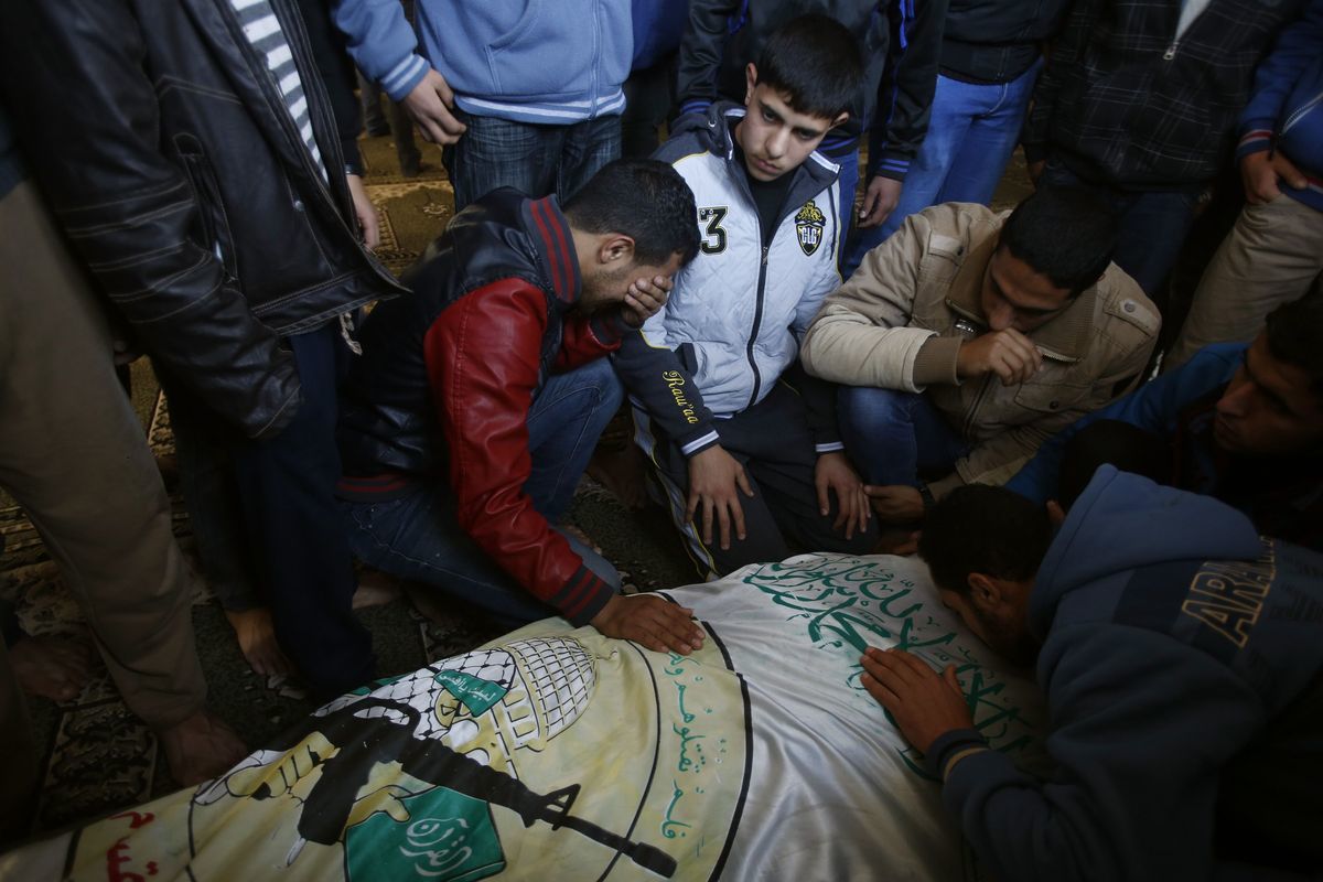 Νεκρός Παλαιστίνιος από πυρά Αιγύπτιων στρατιωτών στη Γάζα