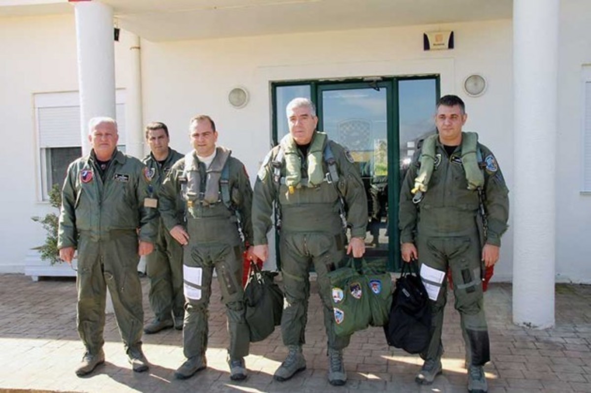 Ο Έλληνας Αρχηγός της Αεροπορίας “αναχαίτισε” Αμερικανό πτέραρχο με F-16 πάνω από την Κρήτη