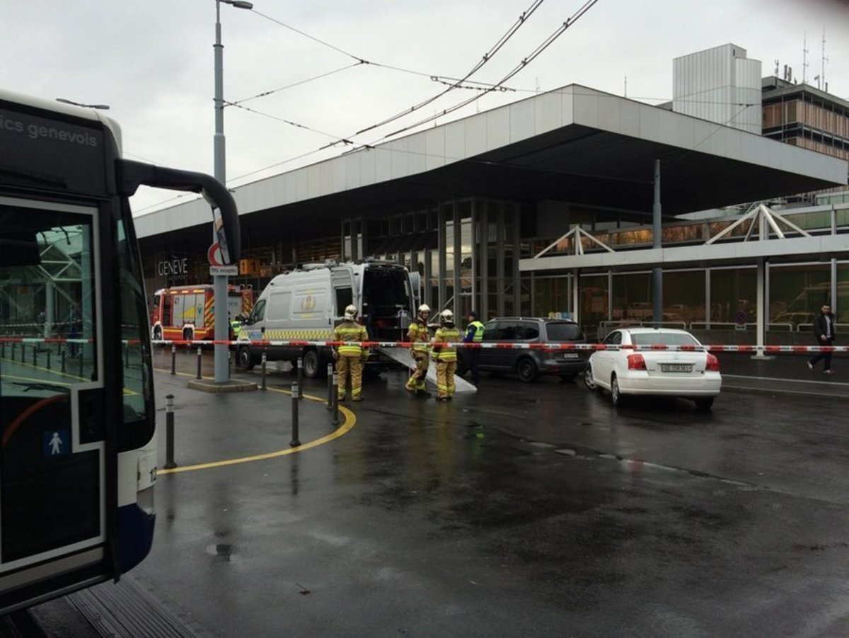 Ύποπτο αντικείμενο στο αεροδρόμιο της Γενεύης!