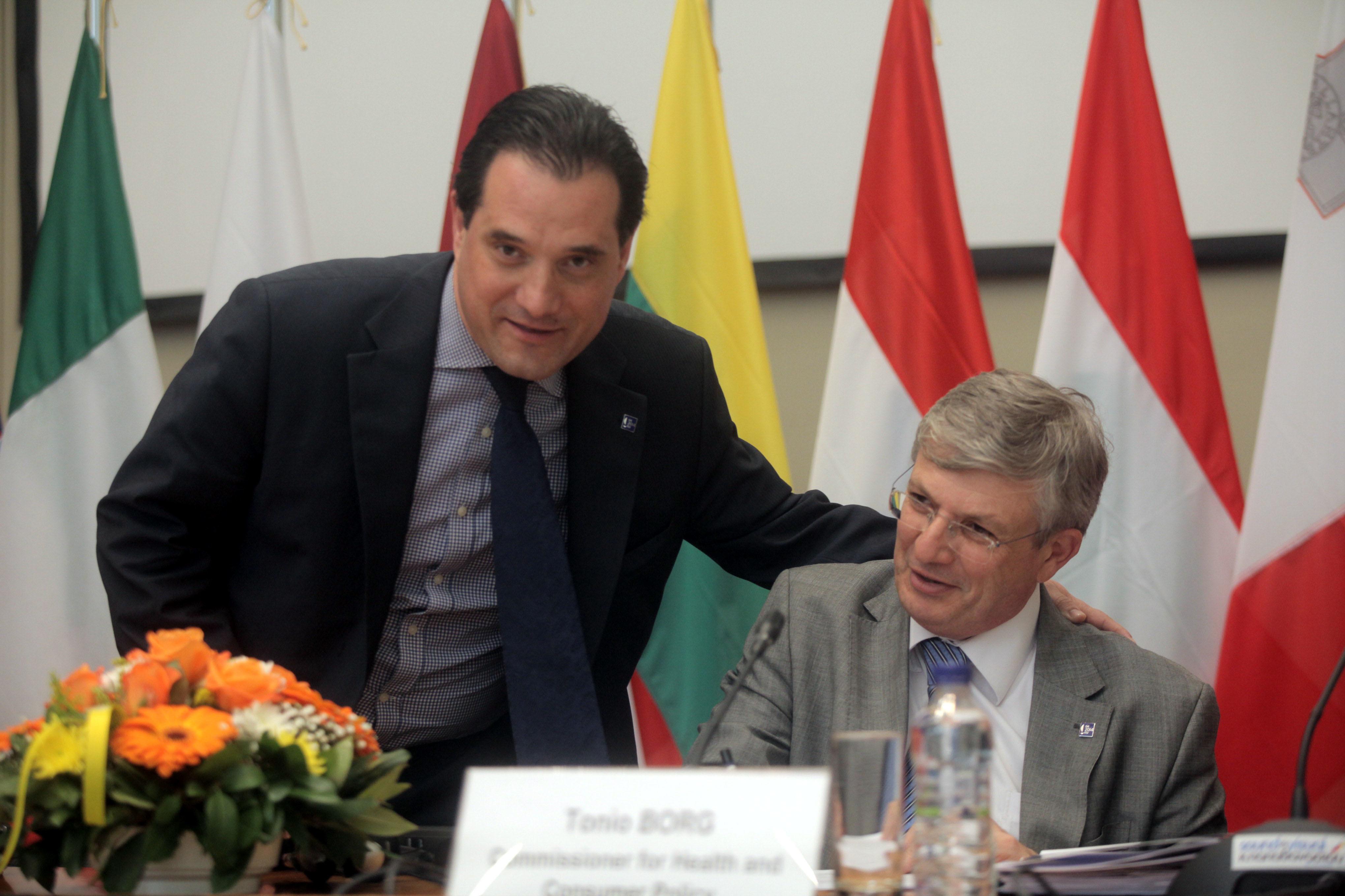Εμβόλια δια χειρός Ευρώπης! Πως θα αγοράζονται στο μέλλον