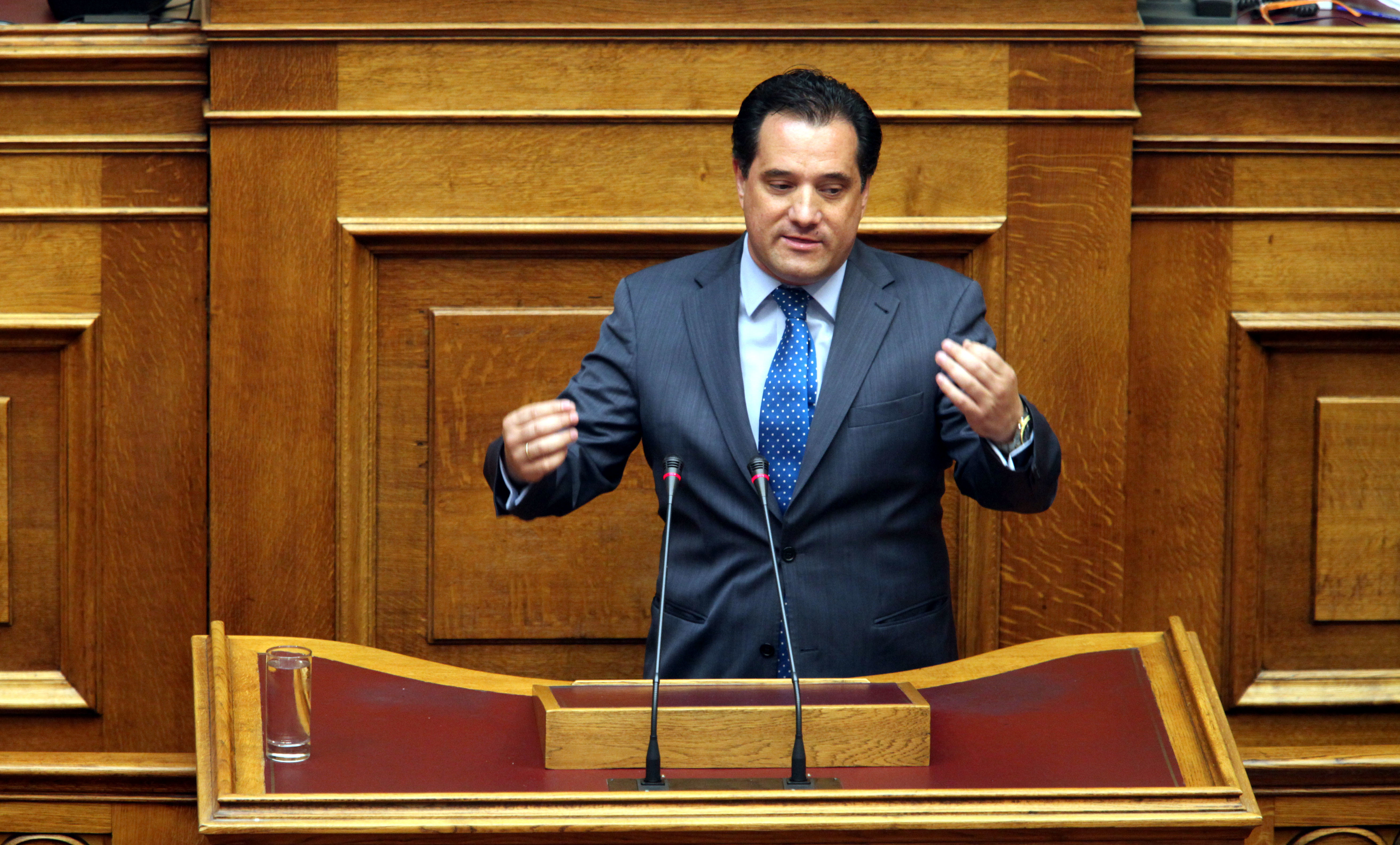 Καυγάς και ονομαστική ψηφοφορία για τη “μικρή ΔΕΗ”