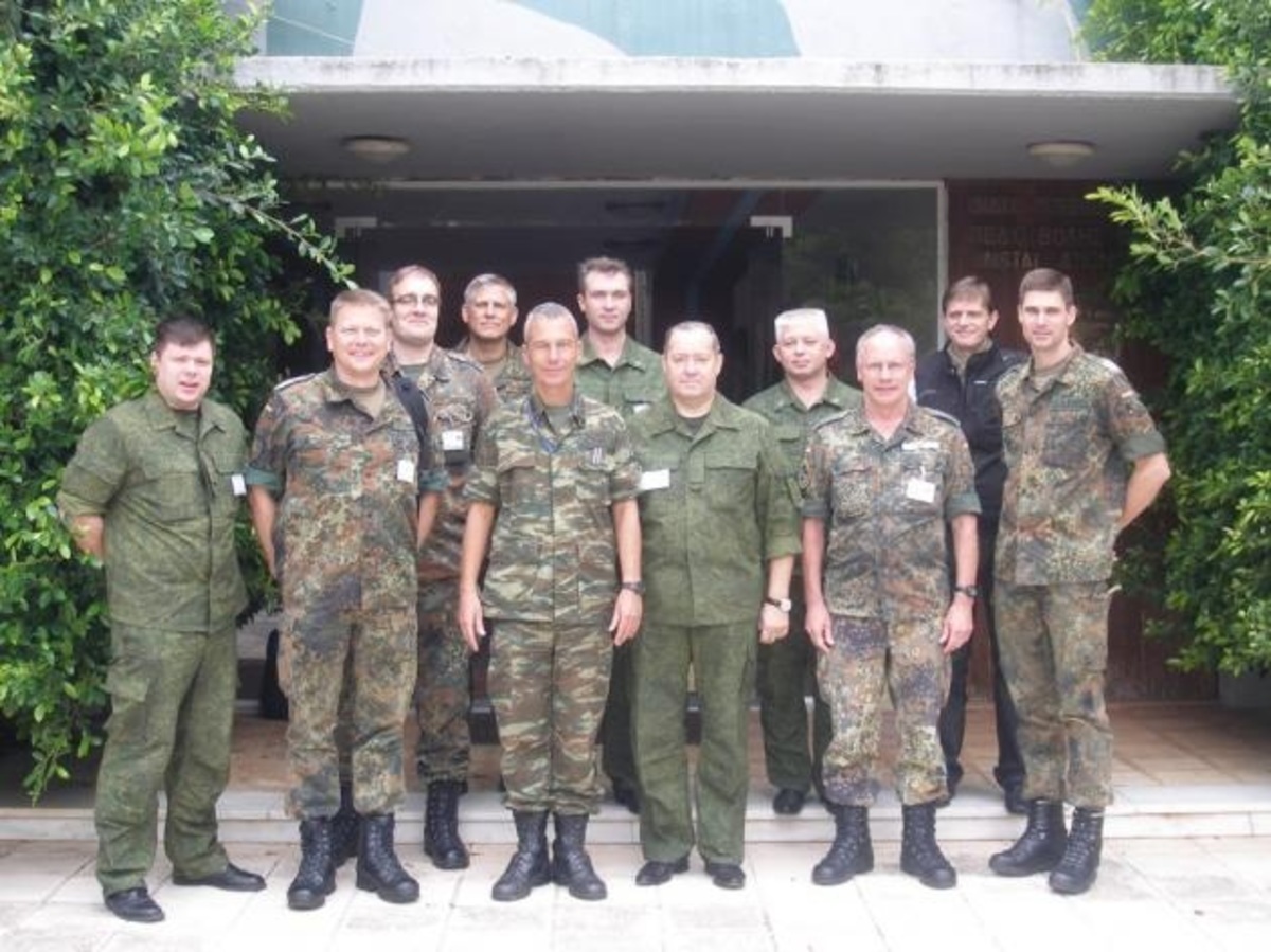 ΒΙΝΤΕΟ: Ρώσος πτέραρχος στη Σούδα, για τις ασκήσεις των Γερμανών