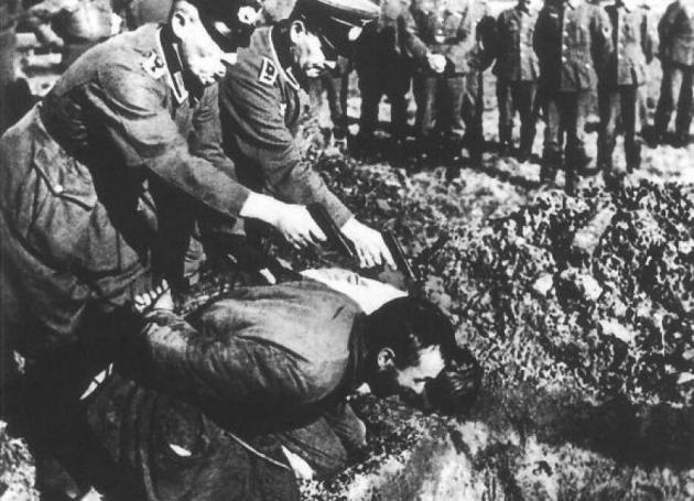 Οι Γερμανοί συνδέουν τις πολεμικές αποζημιώσεις με το κούρεμα του ελληνικού χρέους