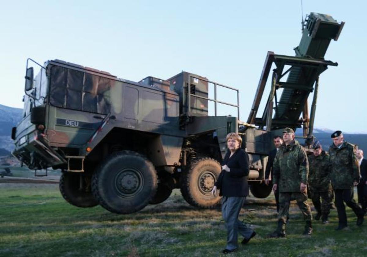 Γερμανία: Μπλοκάρει στρατιωτικές παραγγελίες προς την Τουρκία