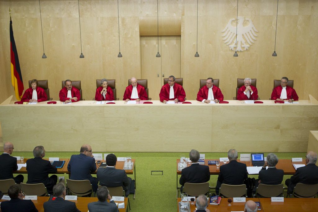 Κρίνεται η ευρωζώνη στο Γερμανικό Συνταγματικό Δικαστήριο