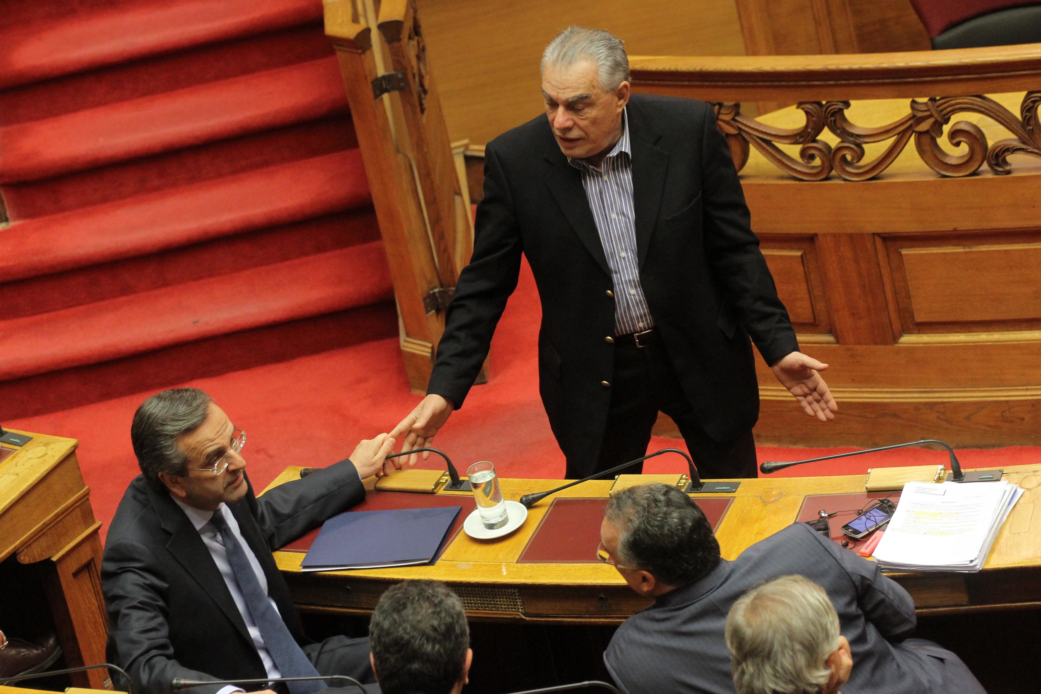 Γιακουμάτος: “Καλύτερα να μου κόψουν τον κ… παρά συντάξεις”