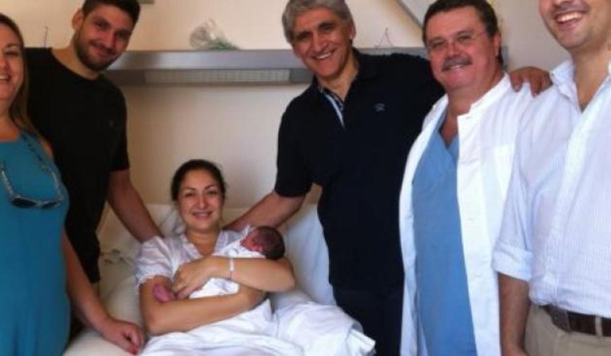 O Παναγιώτης Γιαννάκης, έγινε παππούς!
