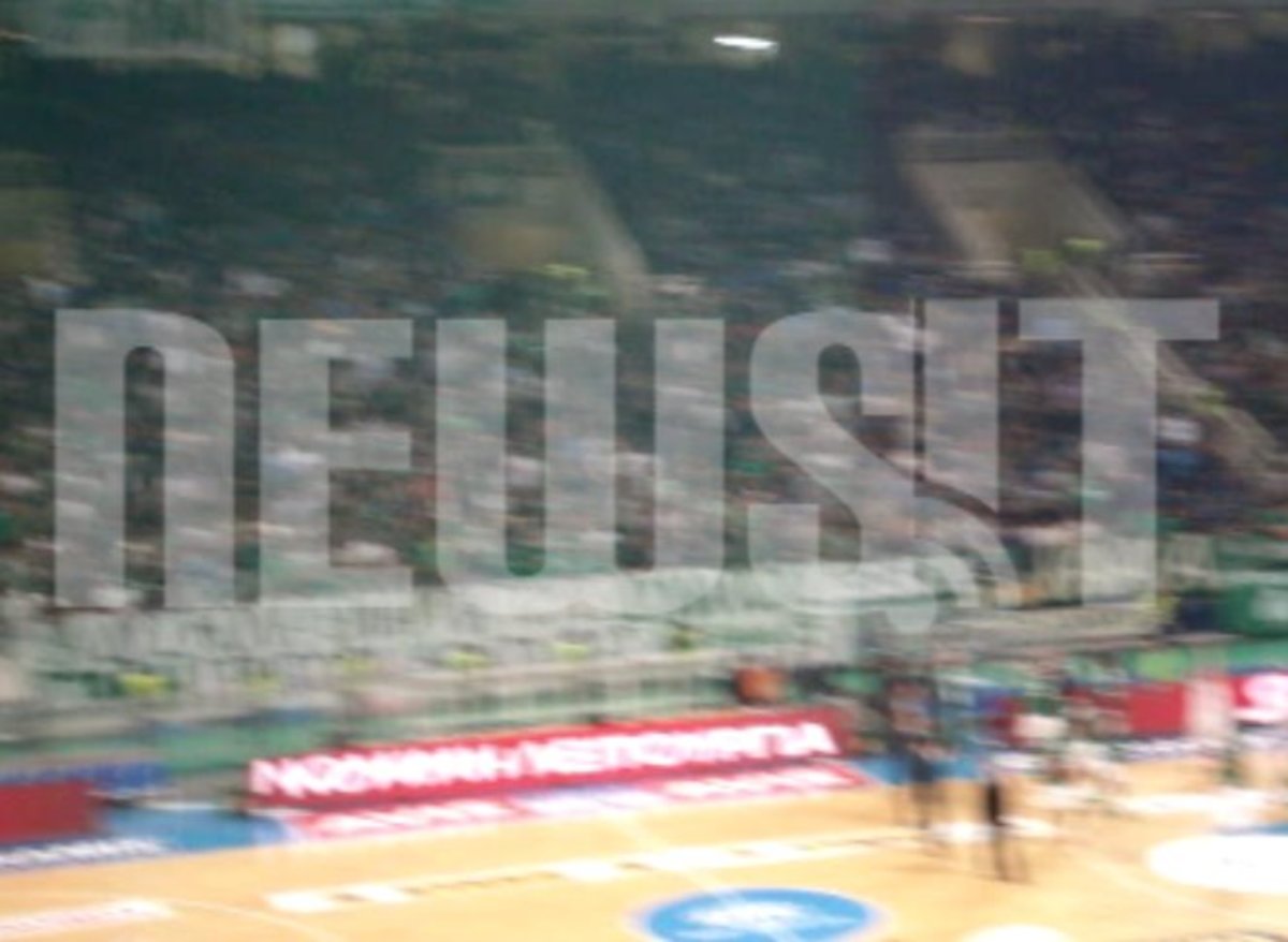 Γιαννακόπουλος για φωτοβολίδα