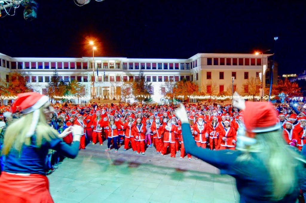 Αψήφισαν το κρύο εκατοντάδες Άγιοι Βασίληδες στα Γιάννενα! (ΦΩΤΟ)