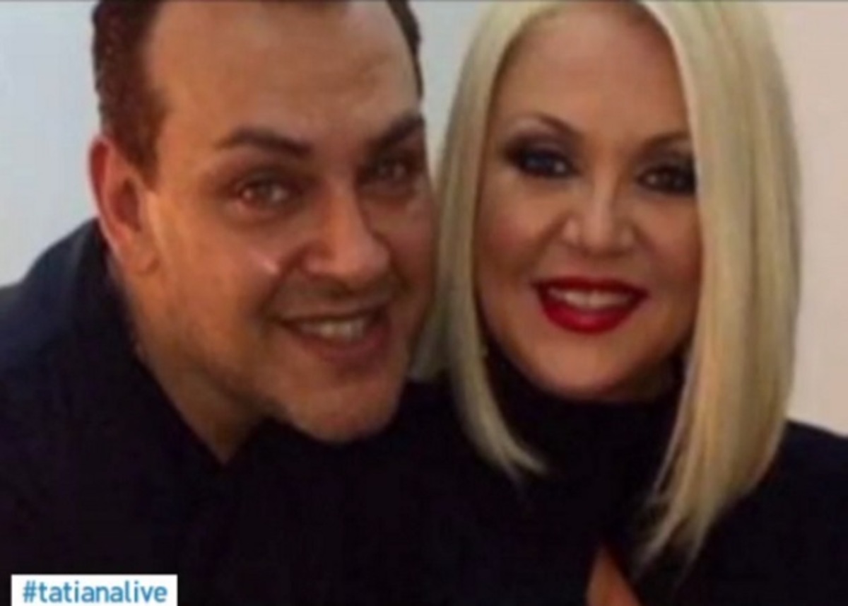 Γιάννης Αγγελάκης: Σοκαρισμένος ο καλλιτεχνικός κόσμος από το θάνατό του – Βίντεο