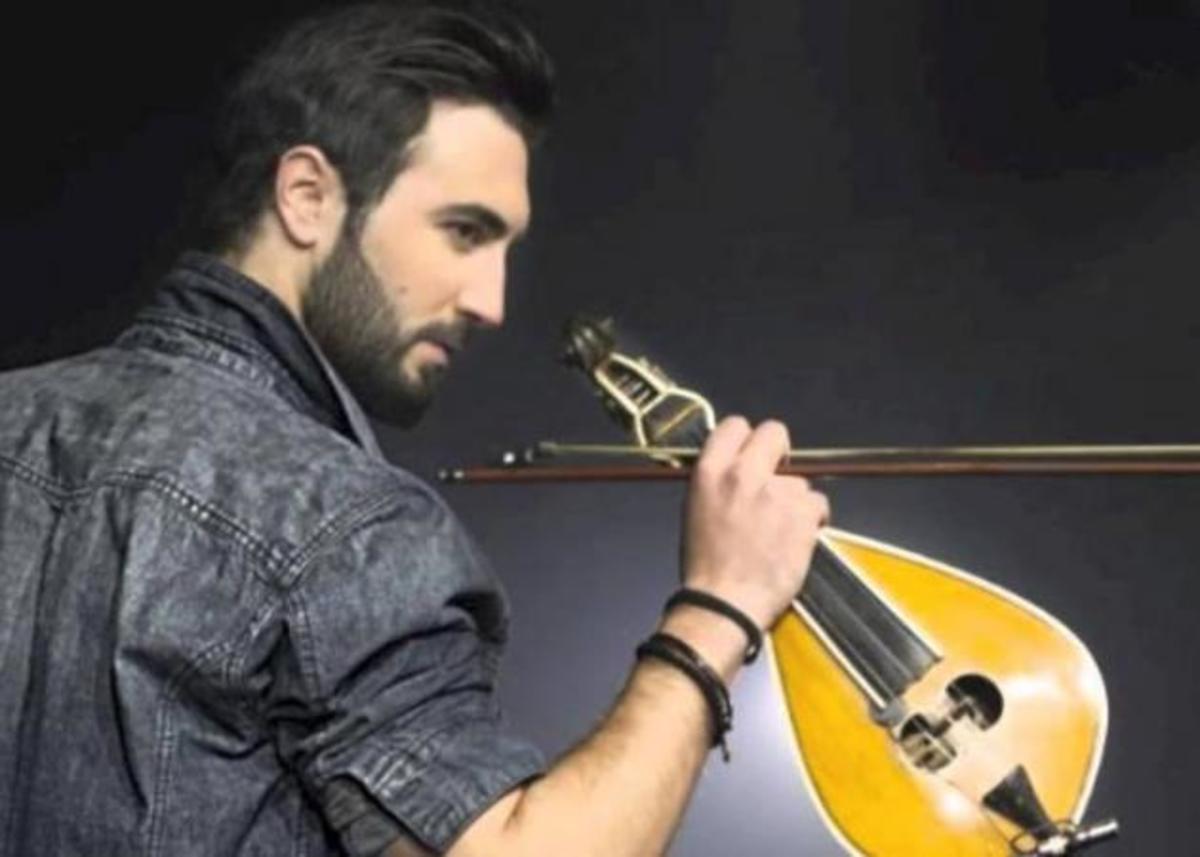 Δείτε τον λυράρη που έχει κερδίσει τις εντυπώσεις στο Your Face Sounds Familiar!