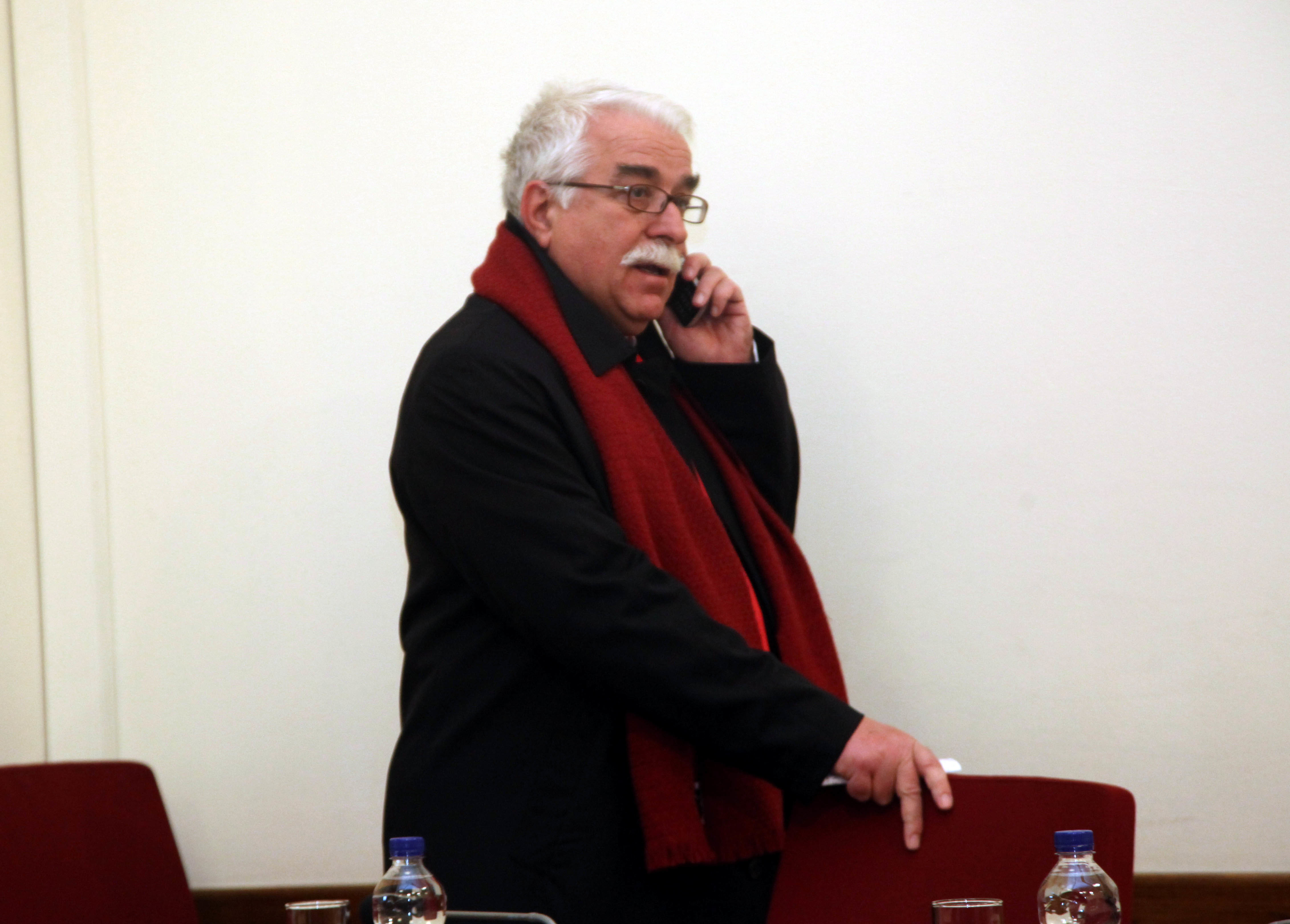 Γιαννόπουλος κατά Άδωνι για τα φάρμακα: “Γνωσιακό ιατρικό παραλήρημα”