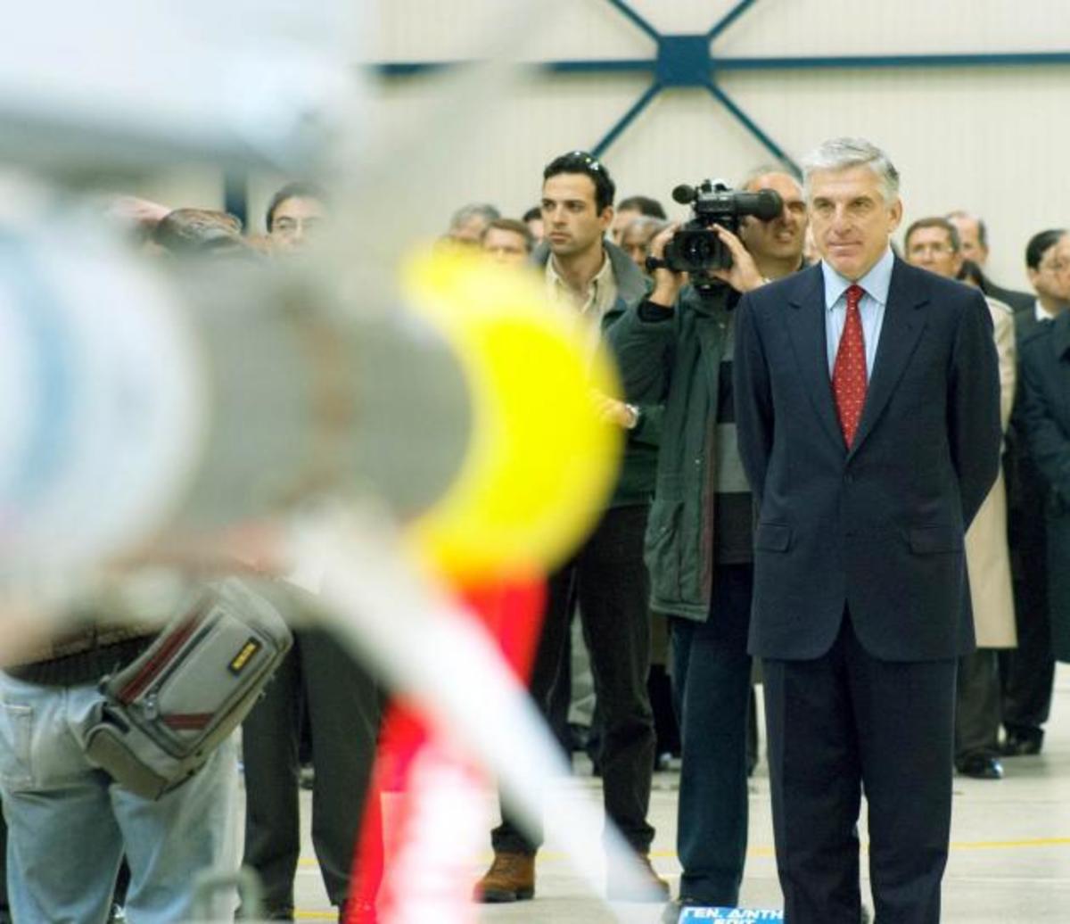 Ποιοι είναι οι οκτώ αξιωματικοί που ανοίγουν οι λογαριασμοί τους για την έρευνα των υποβρυχίων