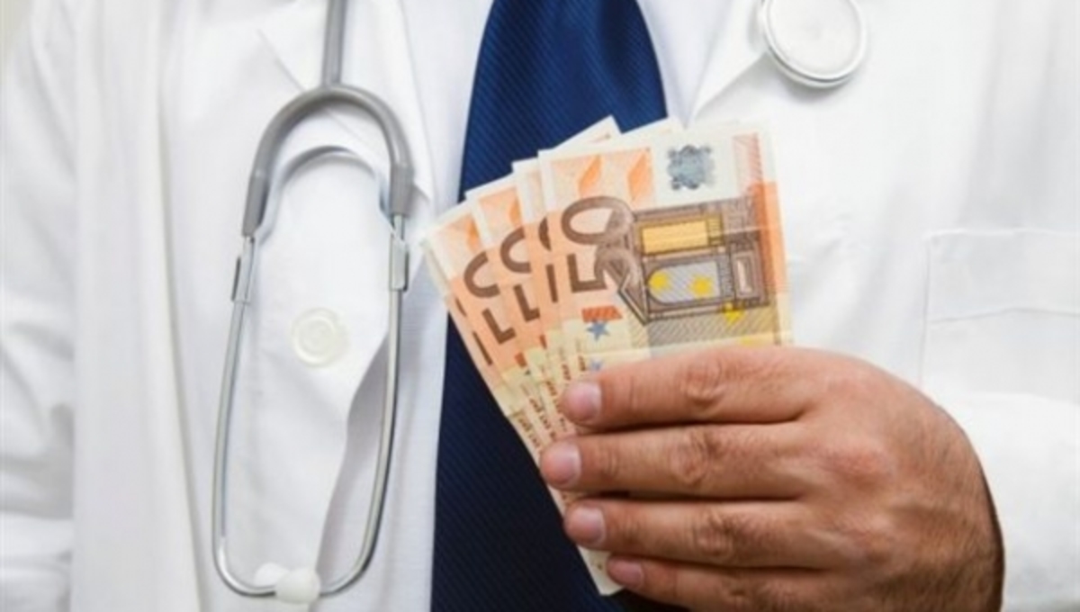 Έρχονται σαρωτικοί έλεγχοι σε μεγαλογιατρούς, ιατρεία για “μαύρο χρήμα”!