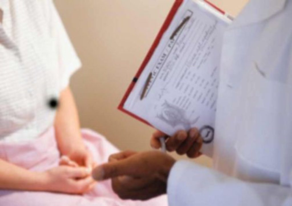 Σε απευθείας δίκη ο γυναικολόγος βιαστής – 43 θύματα και 210 κατηγορίες