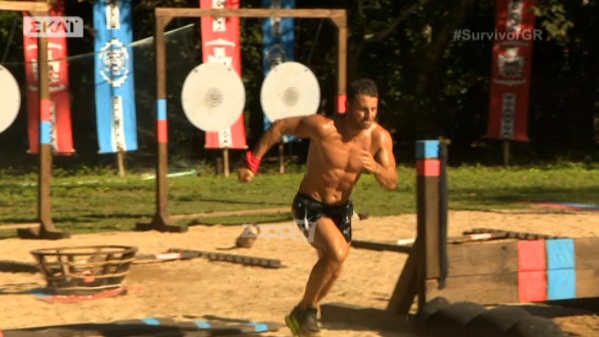 Survivor: Ο Γιώργος Αγγελόπουλος κάνει θραύση και στην Ελένη σχολιάζουν…