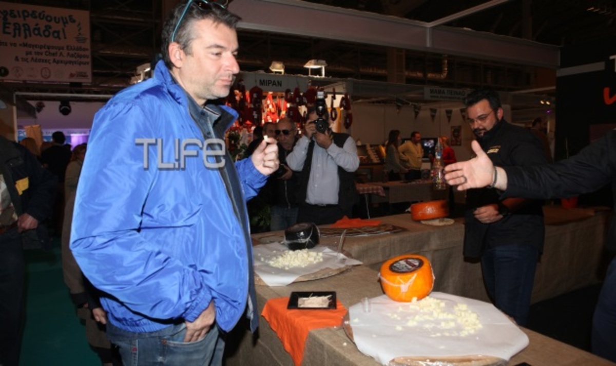 Πού “τσάκωσαν” τον Λιάγκα να τσιμπολογάει; ΦΩΤΟ