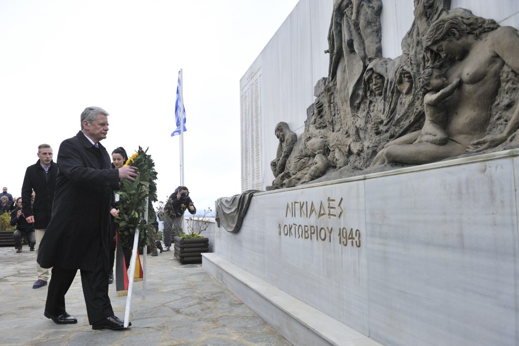 Πάμε Πακέτο live: “Συγγνώμη που σας σφάξαμε πολύ” είπε ο Γερμανός Πρόεδρος!