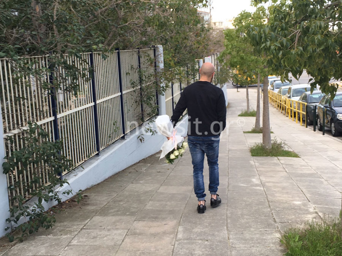 Πένθος στη Γλυφάδα για το θάνατο της 16χρονης μαθήτριας – Συγκλονισμένοι συμμαθητές και καθηγητές – Μυστήριο η αιτία της τραγωδίας