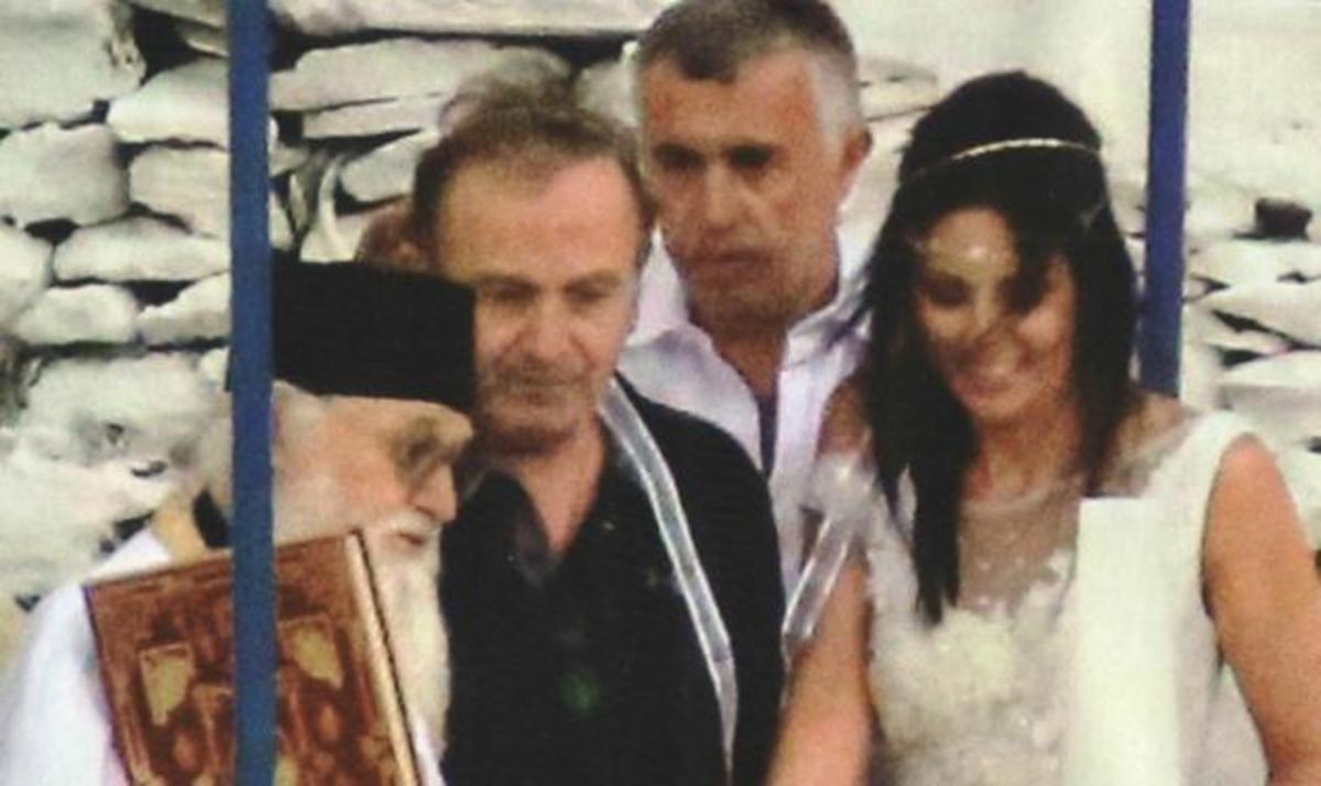Ο μυστικός γάμος του Σταμάτη Γονίδη στην Κύθνο! ΦΩΤΟ