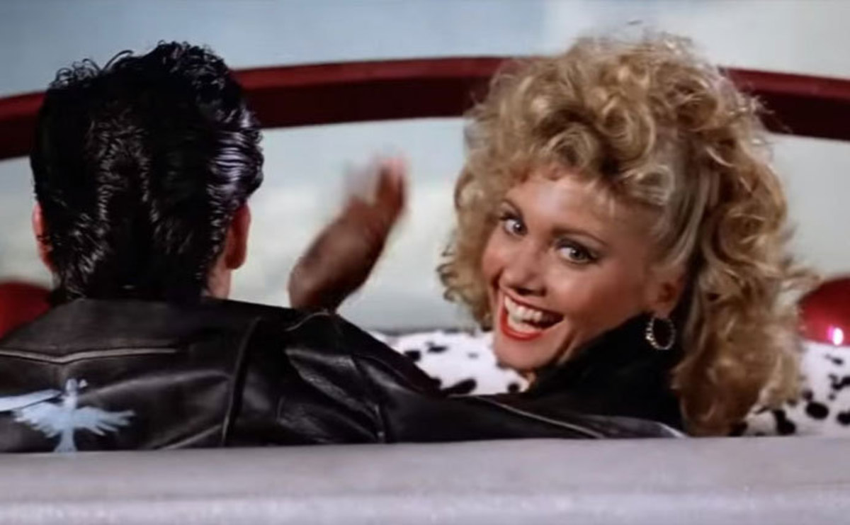 Grease: Η Olivia Newton ήταν… νεκρή σε όλη την ταινία;! Τα “κρυμμένα” μηνύματα