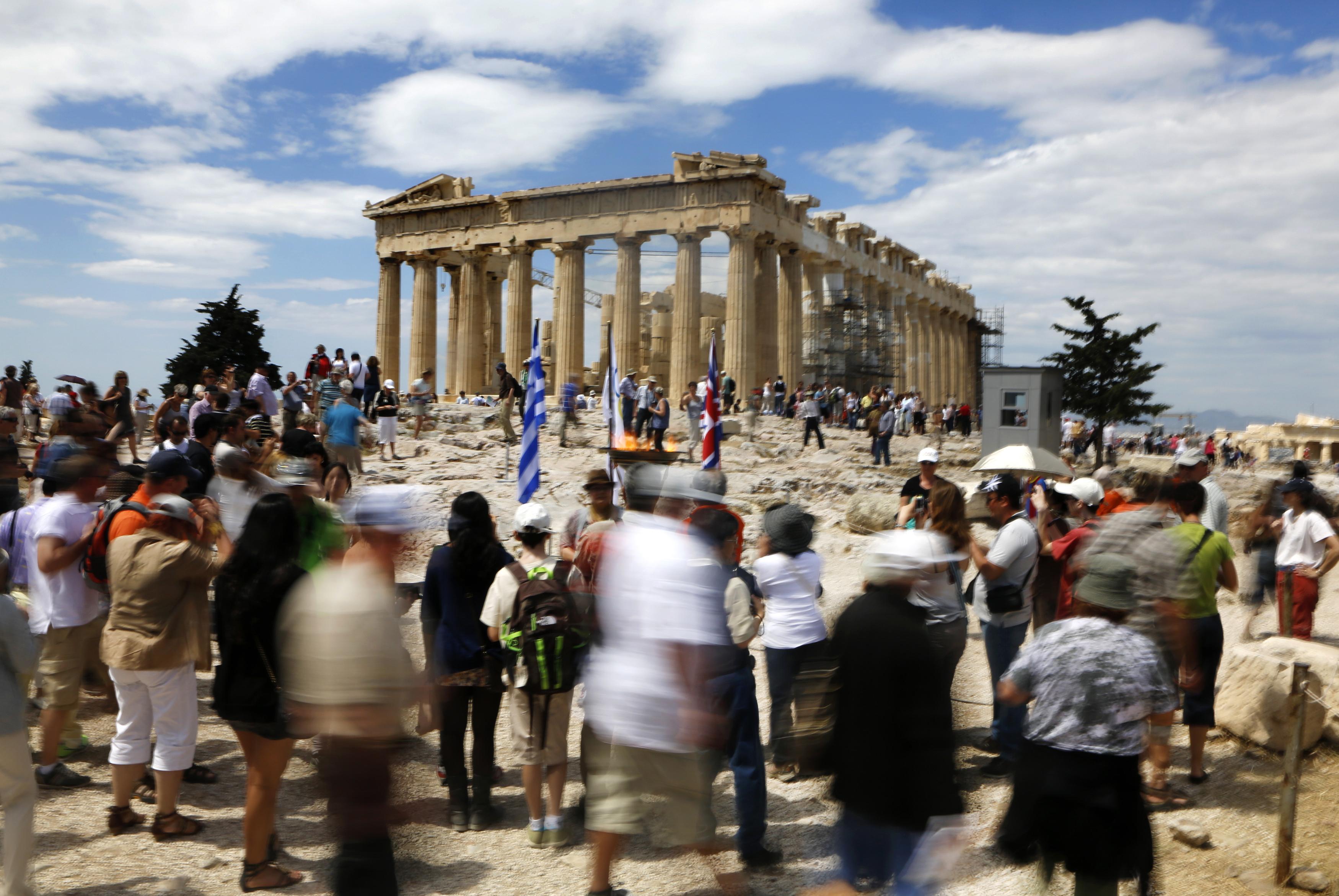 Γερμανοί τουρίστες "Οι Έλληνες είναι σούπερ ευγενικοί μαζί μας"