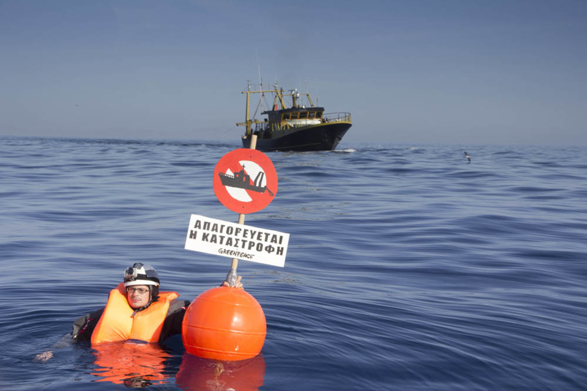 Οι ακτιβιστές της Greenpeace στις Κυκλάδες