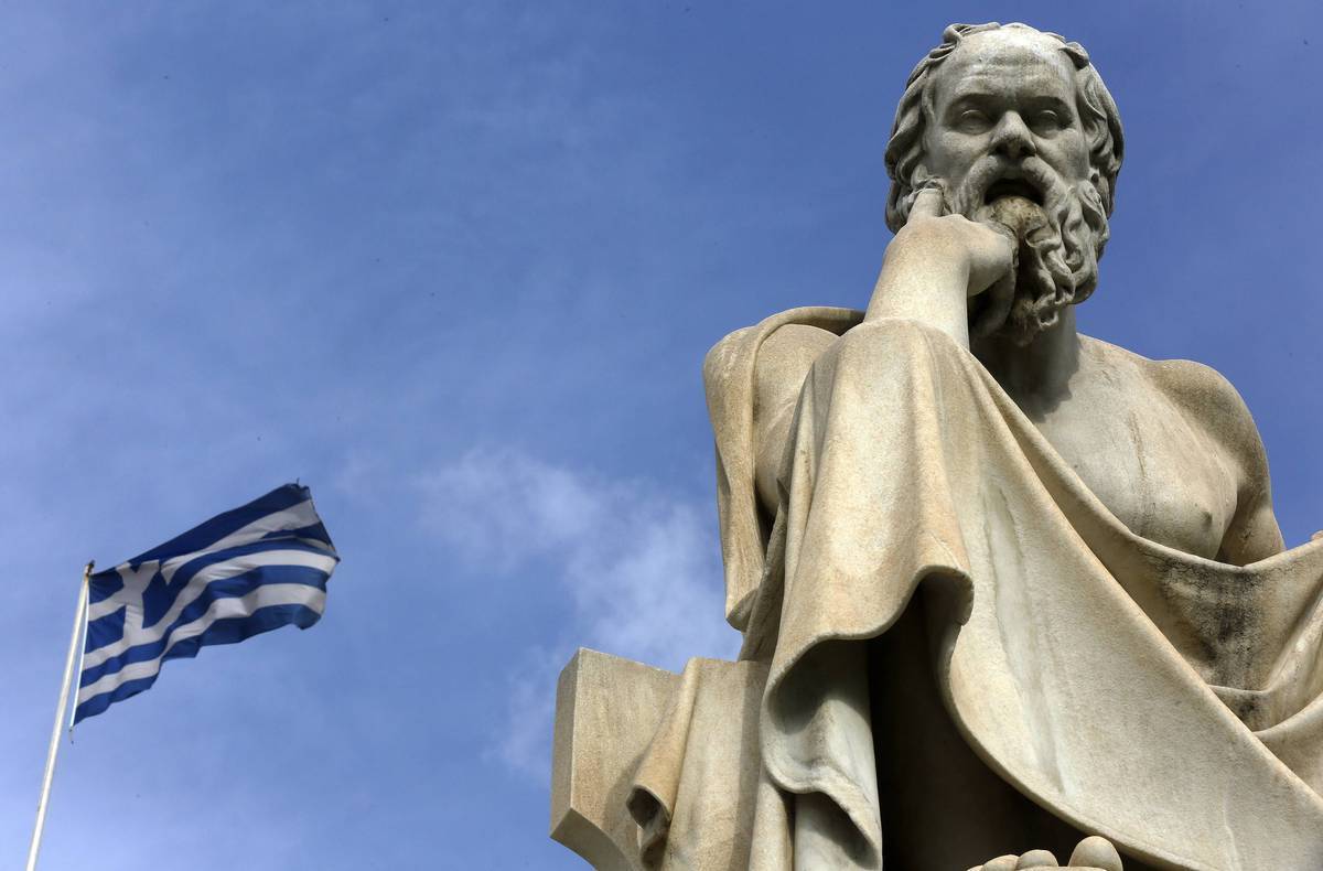 “Να μην πληρώσει η Ελλάδα τα χρέη της”