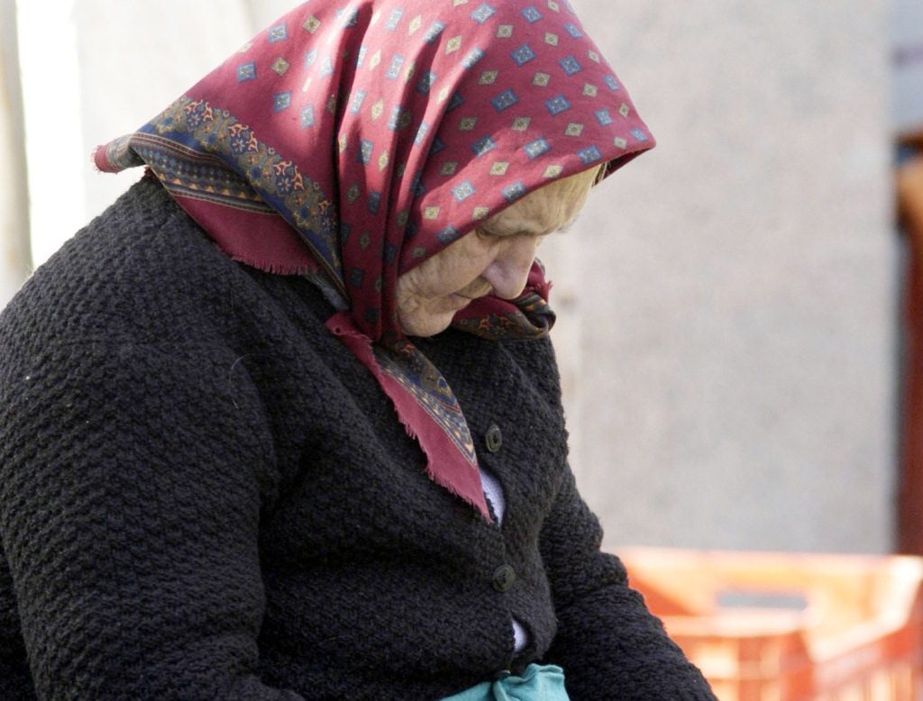 Θεσσαλονίκη: Χτύπησε 84χρονη για να την ληστέψει