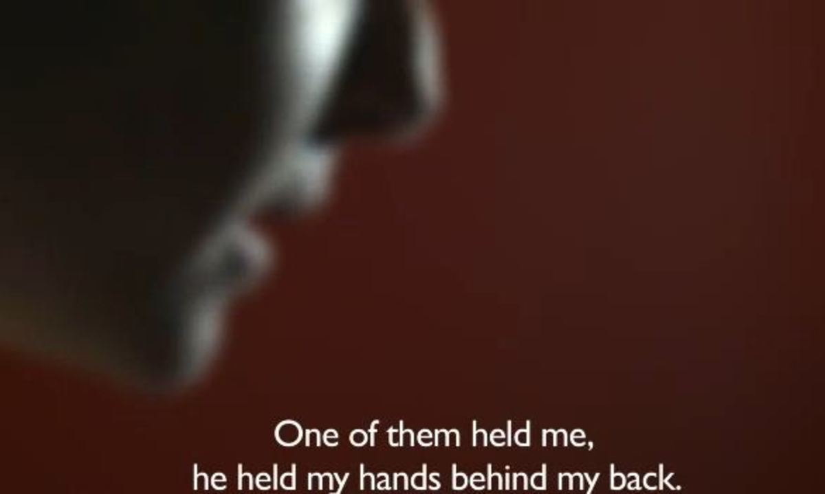 Βίντεο ντοκουμέντο! Μία ελληνίδα αποκαλύπτει στον Guardian πως την χαράκωσαν χρυσαυγίτες μία μέρα μετά τη δολοφονία του Π. Φύσσα